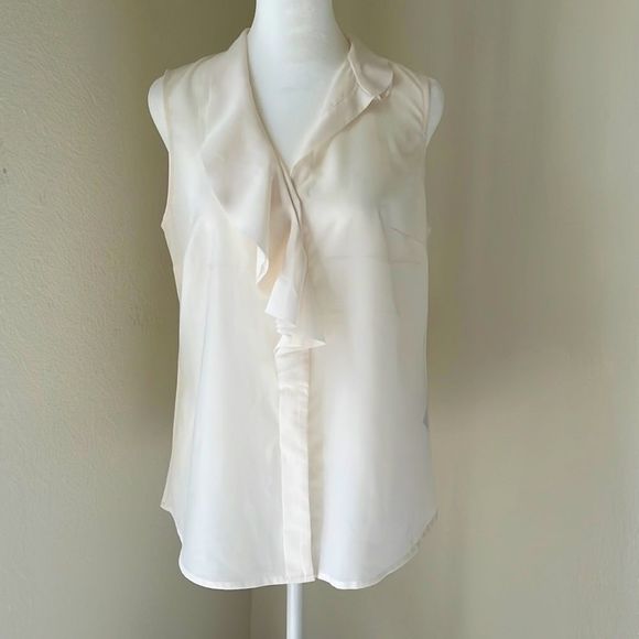 Banana Republic sleeveless top - Picture 1 of 5